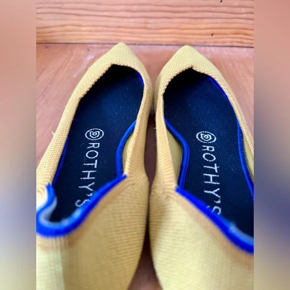 Rothy’s The Point Flat | Size 8 - Picture 7 of 10
